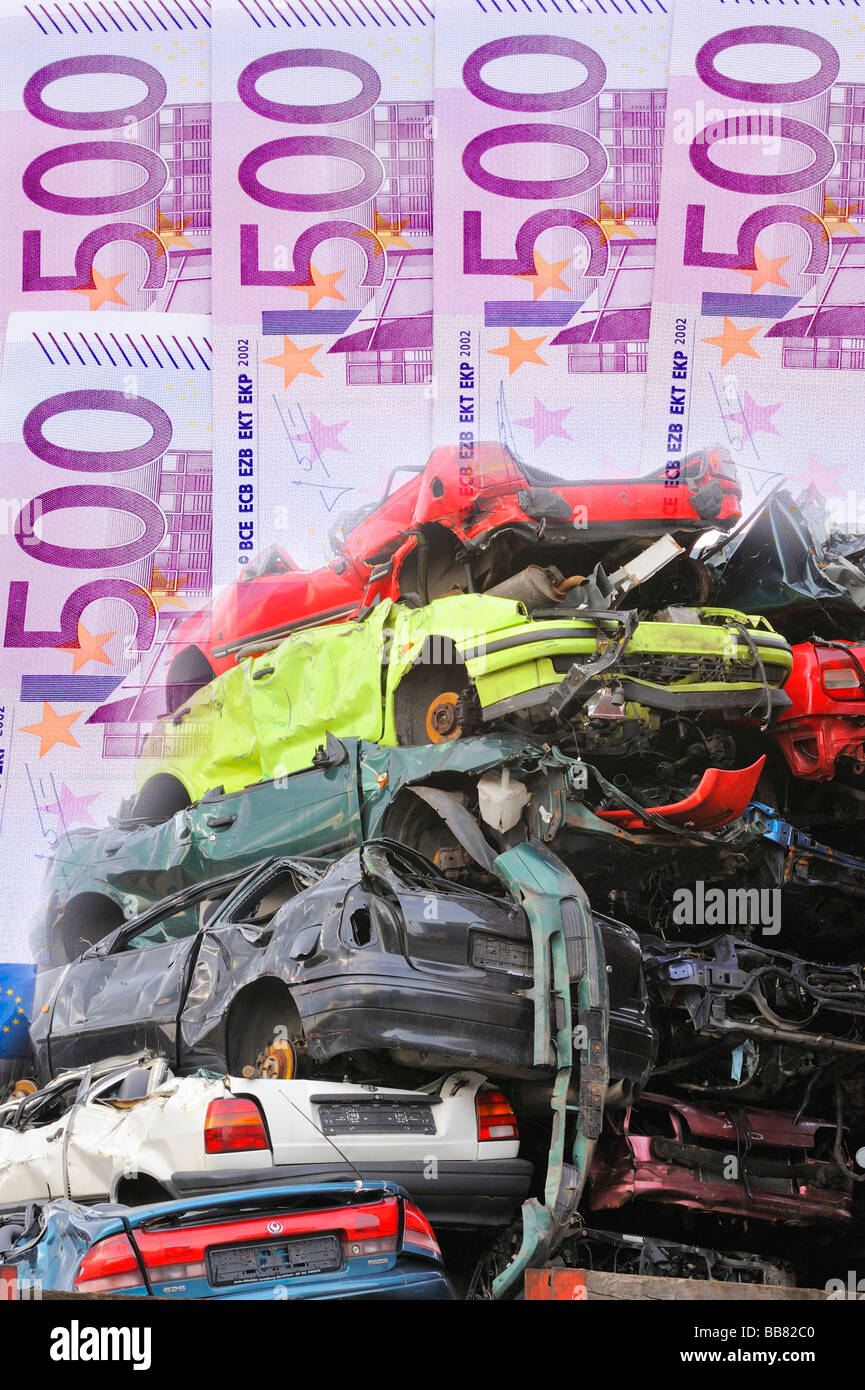 Junk cars, banconote, immagine simbolica per il premio di demolizione Foto Stock
