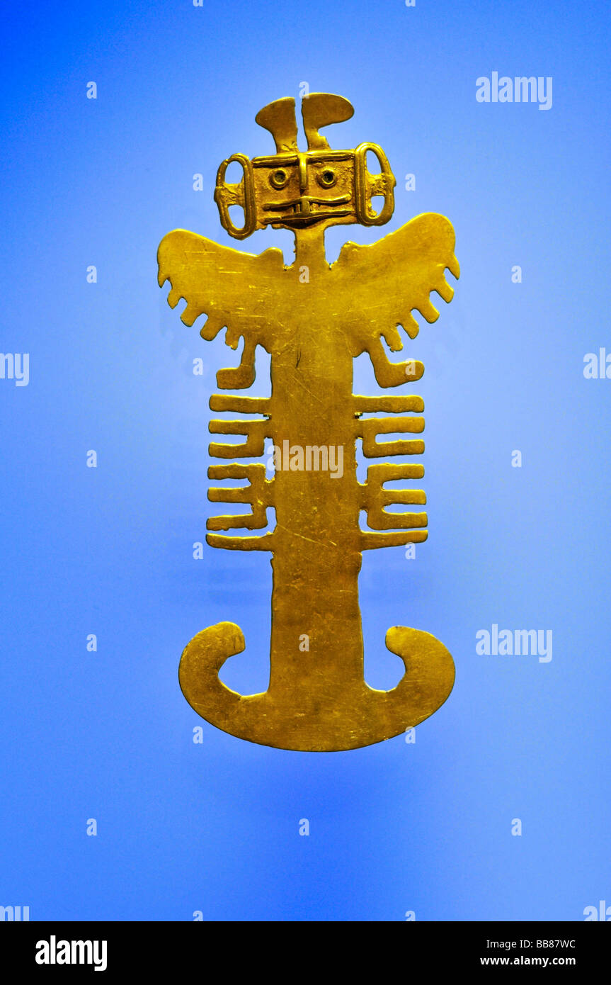 Goldwork precolombiana raccolta, mitico uccello con testa umana, Museo dell'oro, Museo del Oro, Bogotá, Colombia, Sud America Foto Stock