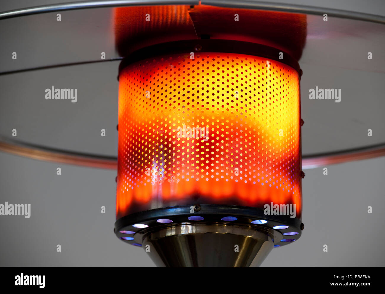 Red hot-bruciatore a gas di un Ombrellone riscaldante Foto Stock