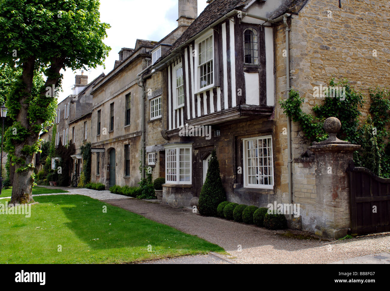 Sheep Street, Burford, Oxfordshire, England, Regno Unito Foto Stock