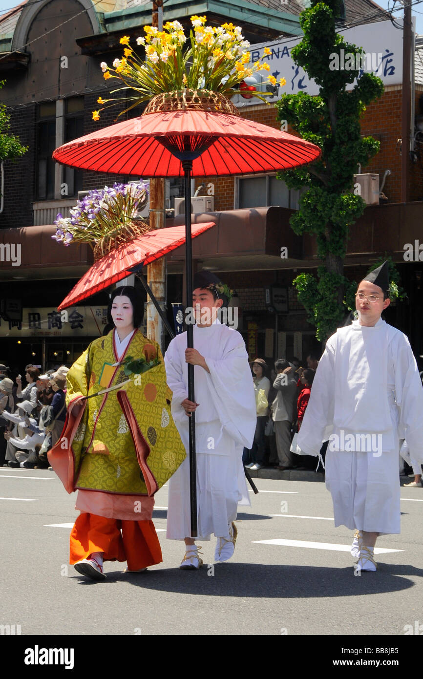 Aoi festival, Processione dal Palazzo Imperiale al Santuario Shimogamo, corte lady del saio dai in costume tradizionale fr Foto Stock