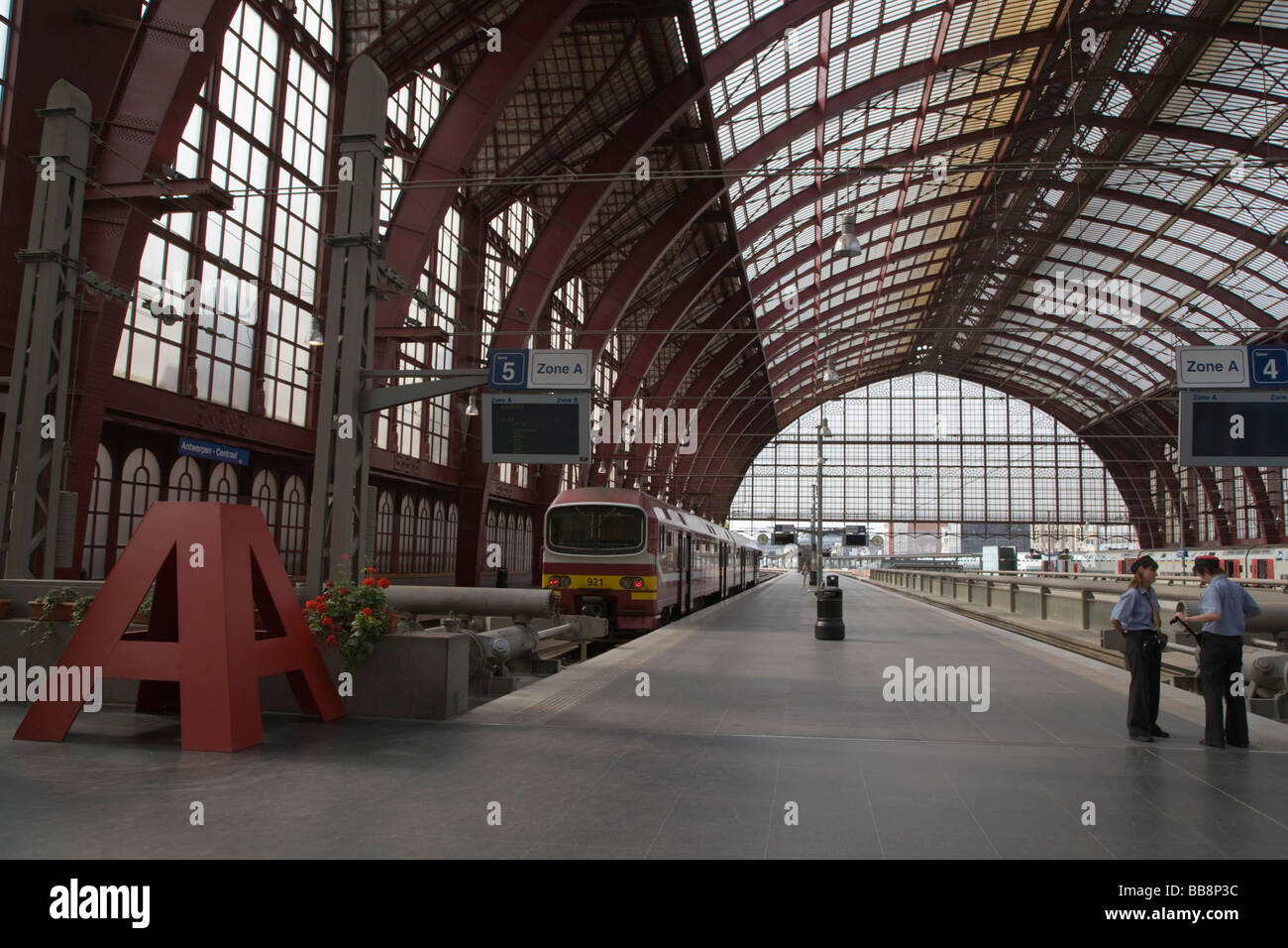 Antwerpen-Centraal, Anversa stazione ferroviaria centrale, Belgio Foto Stock