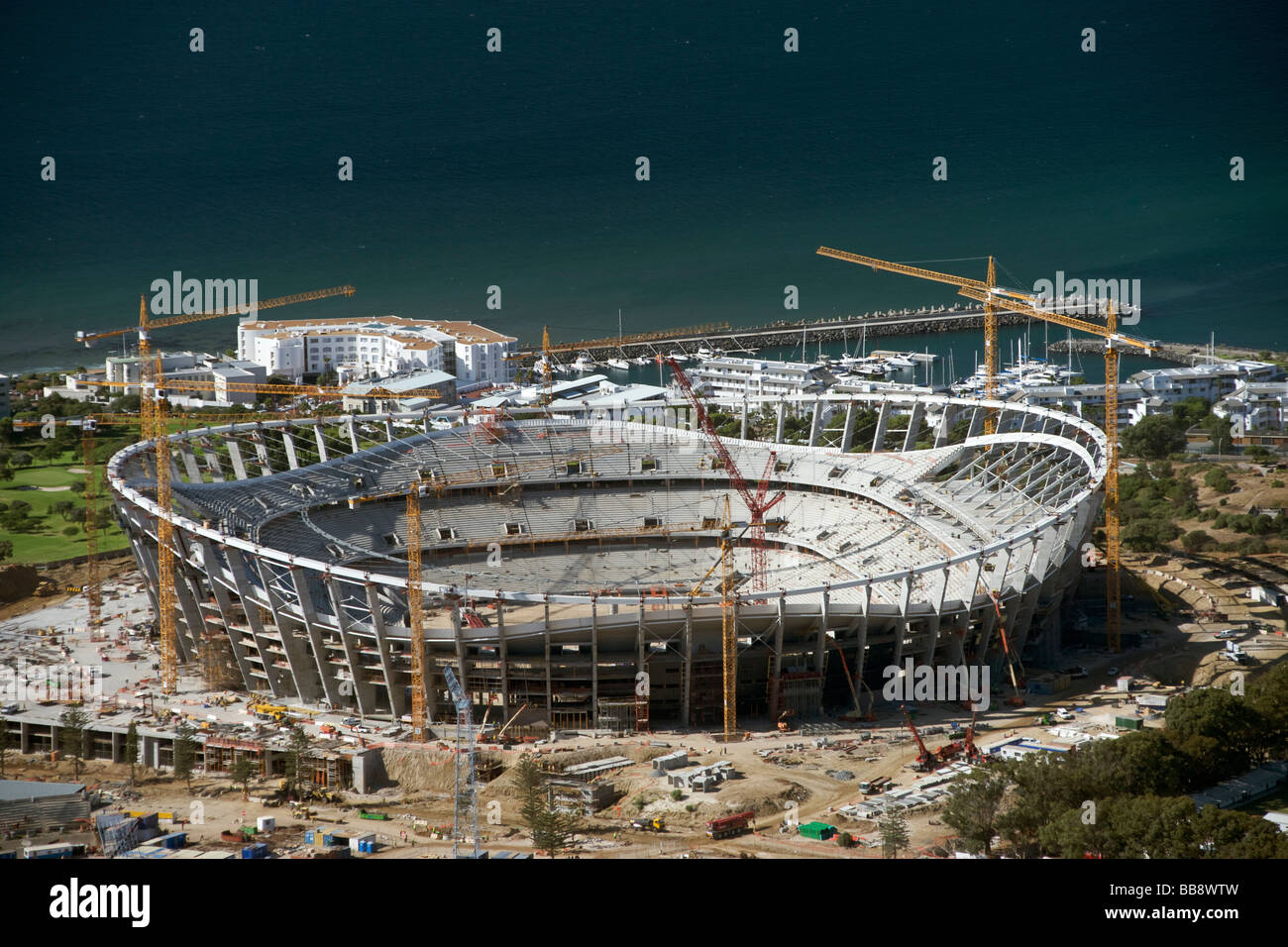Il 2010 FIFA World Cup Soccer Stadium in costruzione a Cape Town, Sud Africa. Foto Stock