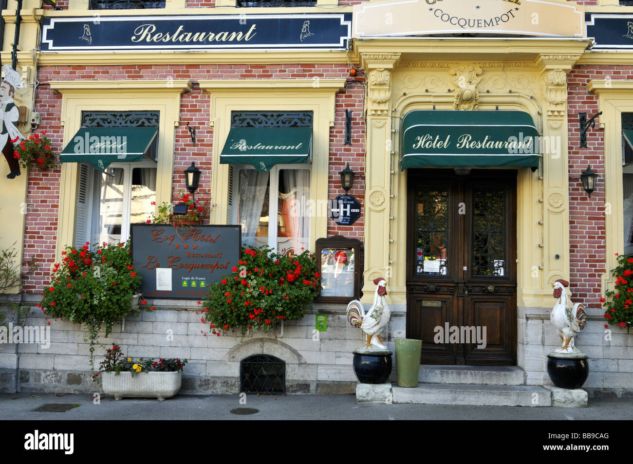 Hotel tre stelle ristorante a Montreuil sur mer Nord Pas de Calais Francia Foto Stock
