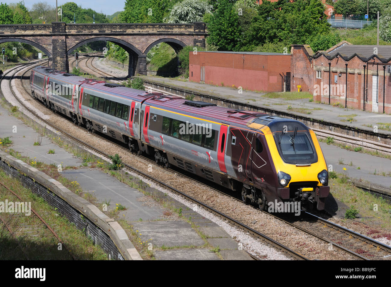 Un Cross Country Voyager teste attraverso Masborough su south-west bound service. Foto Stock