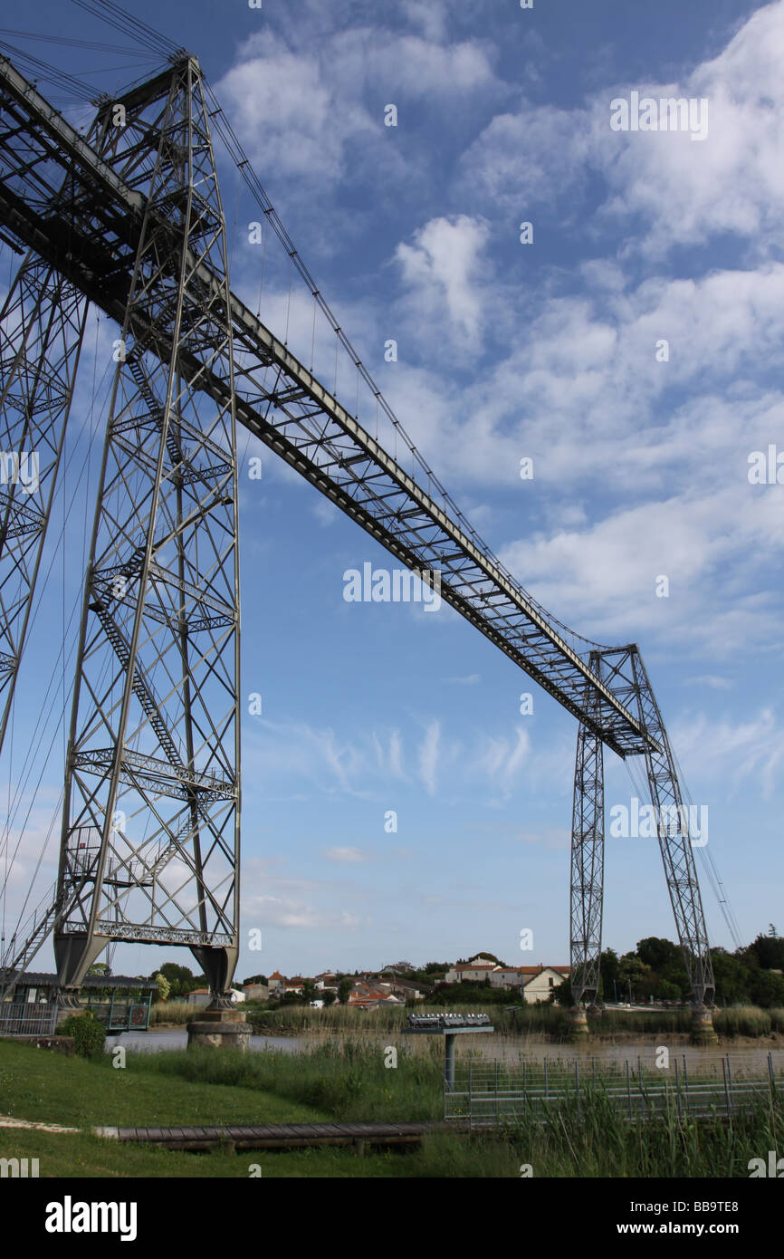 Pont Transbordeur attraverso La Charente Rochefort Francia Maggio 2009 Foto Stock