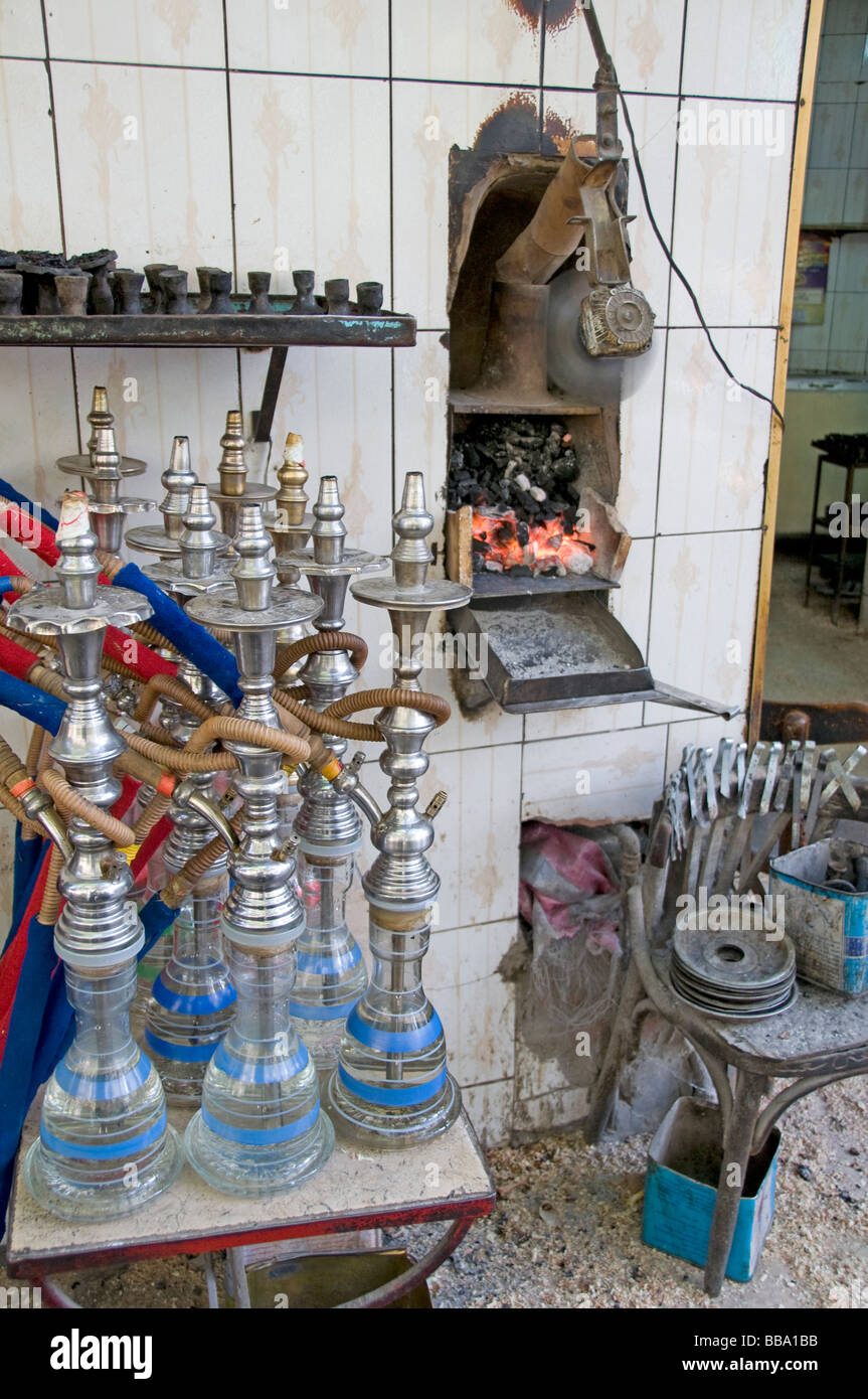 Centro de Il Cairo Egitto Midan Tahrir acqua mercato della tubazione Foto Stock