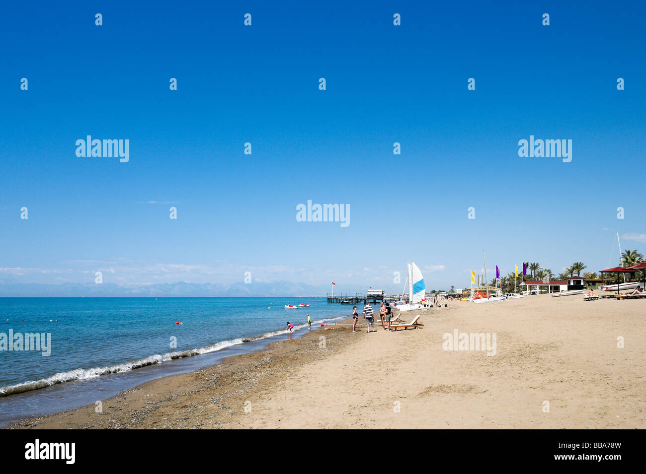 Spiaggia Vicino Club Ali Bey Belek, costa mediterranea, Turchia Foto Stock