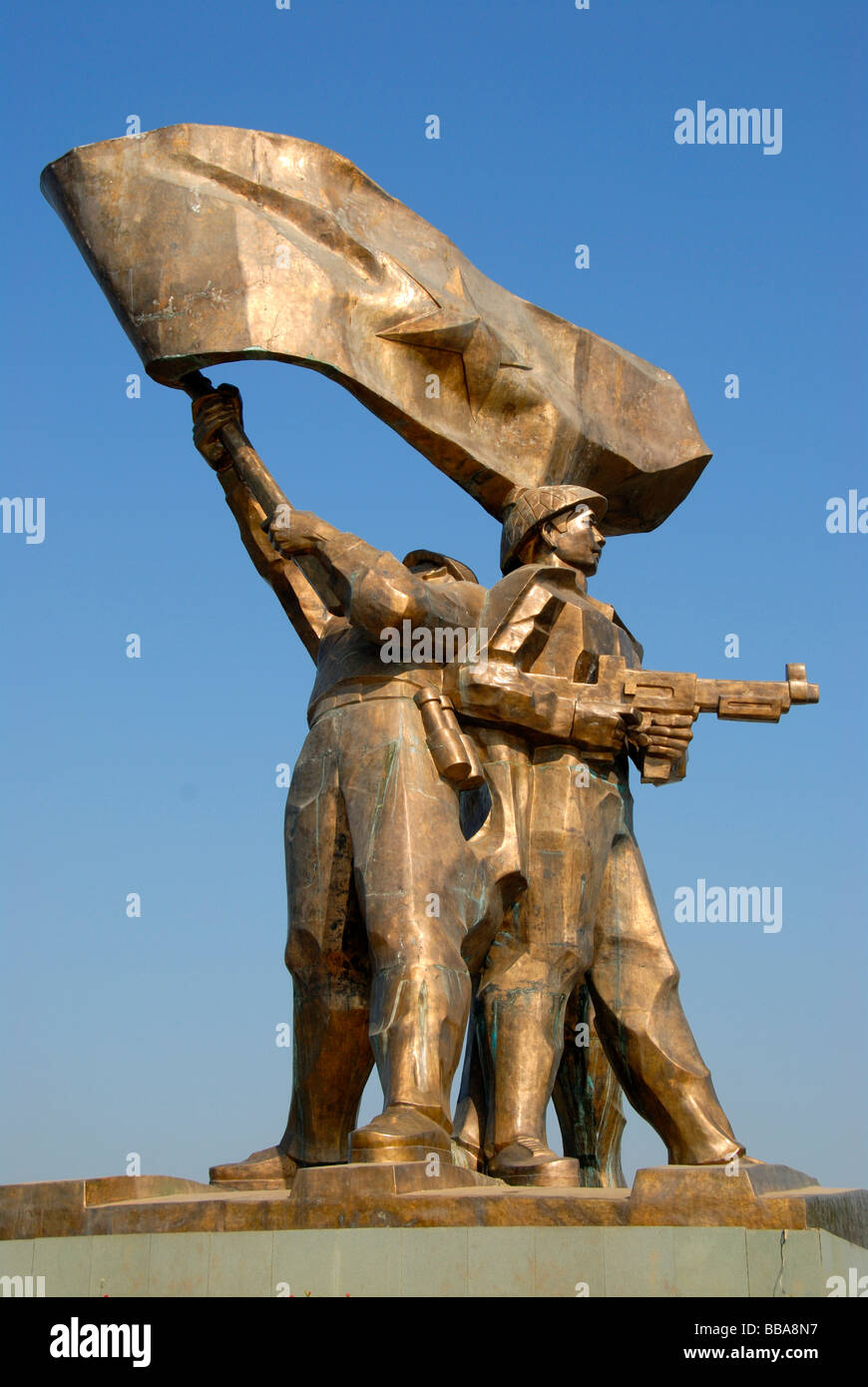 La prima guerra in Indocina 1954, grande monumento in bronzo della vittoria del Viet Minh, Dien Bien Phu, Vietnam, Asia sud-orientale, Asia Foto Stock