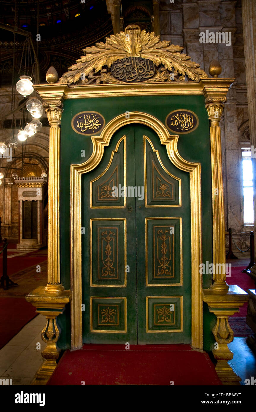 La moschea di Muhammad Ali Pasha o la moschea di alabastro sulla Cittadella del Cairo in Egitto Foto Stock