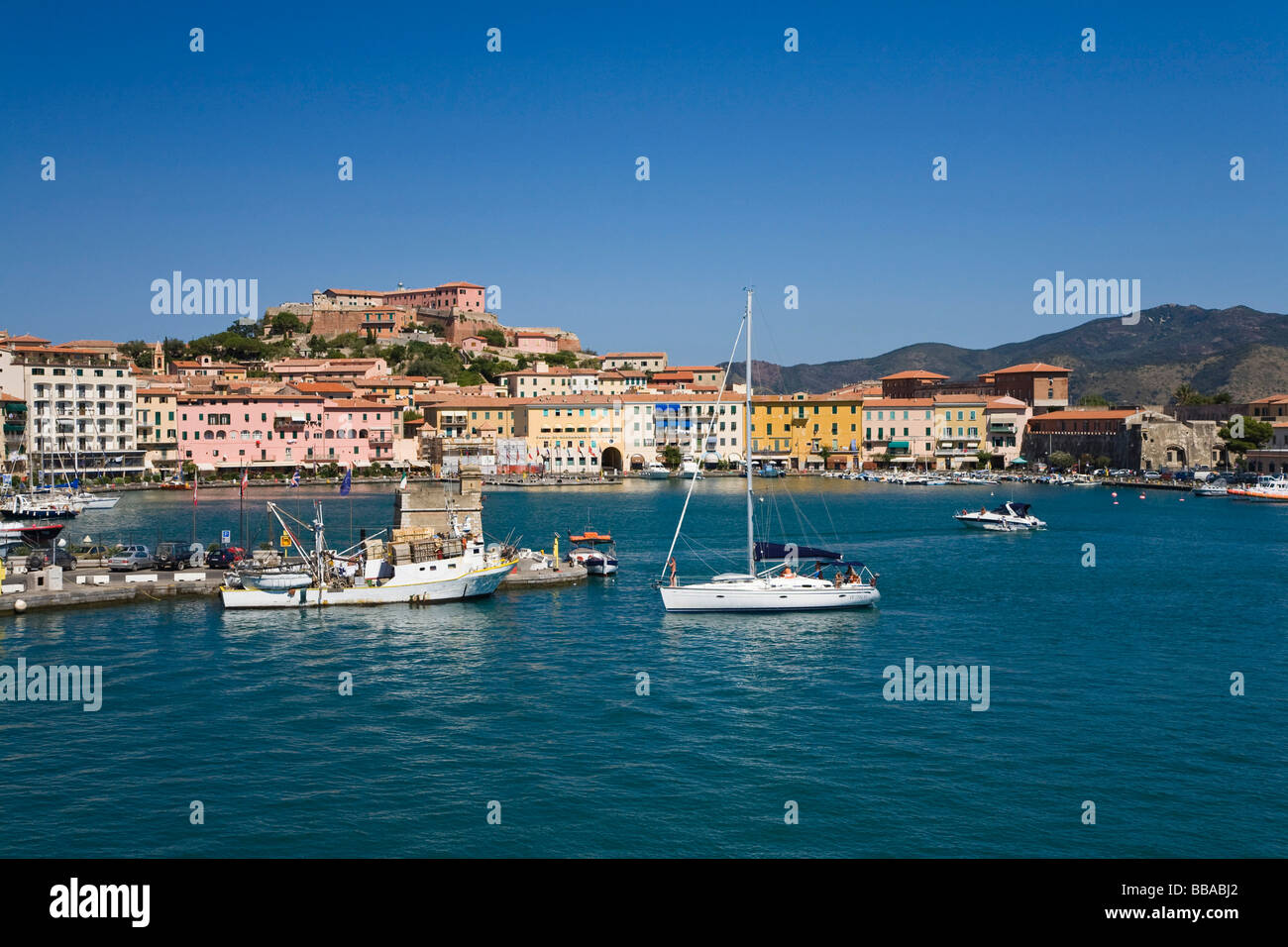 Il porto di Portoferraio, Isola d'Elba, Toscana, Italia, Mare Mediterraneo, Europa Foto Stock