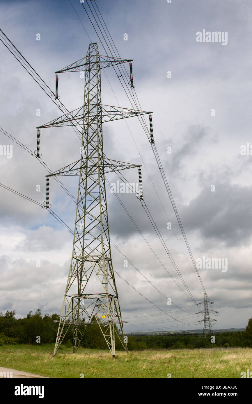 Elettricità tralicci in Billingham Cleveland Inghilterra Foto Stock