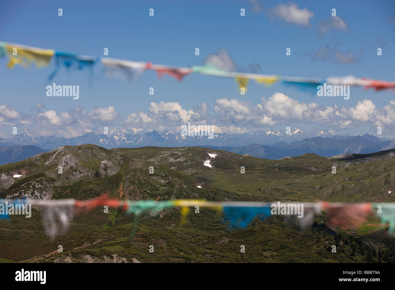 Vista di Meili snow mountain dalla parte superiore di Shika montagna di neve, Blu Moon Valley, Shangri-la Cina Foto Stock