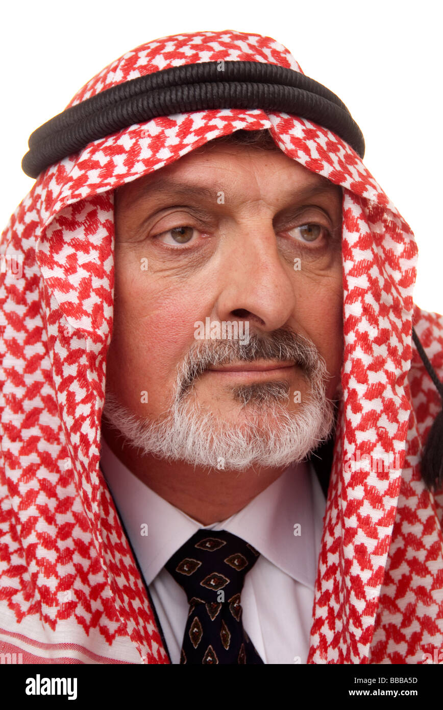 L'uomo indossando il tradizionale copricapo arabo Foto stock - Alamy