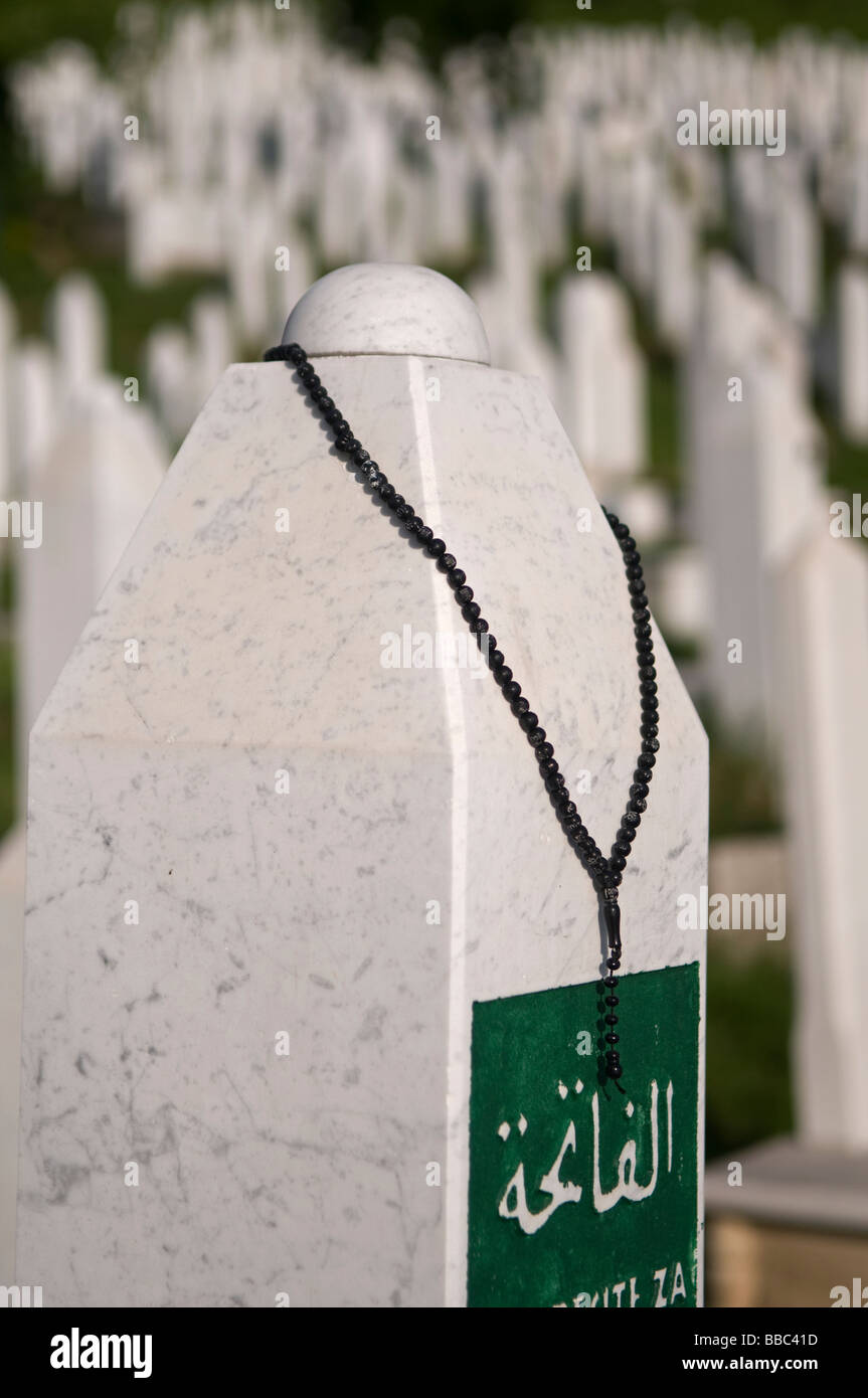 I martiri " Memorial Cemetery Kovaci per vittime di guerra a Stari Gradi distretto, a Sarajevo capitale della Bosnia ed Erzegovina Foto Stock