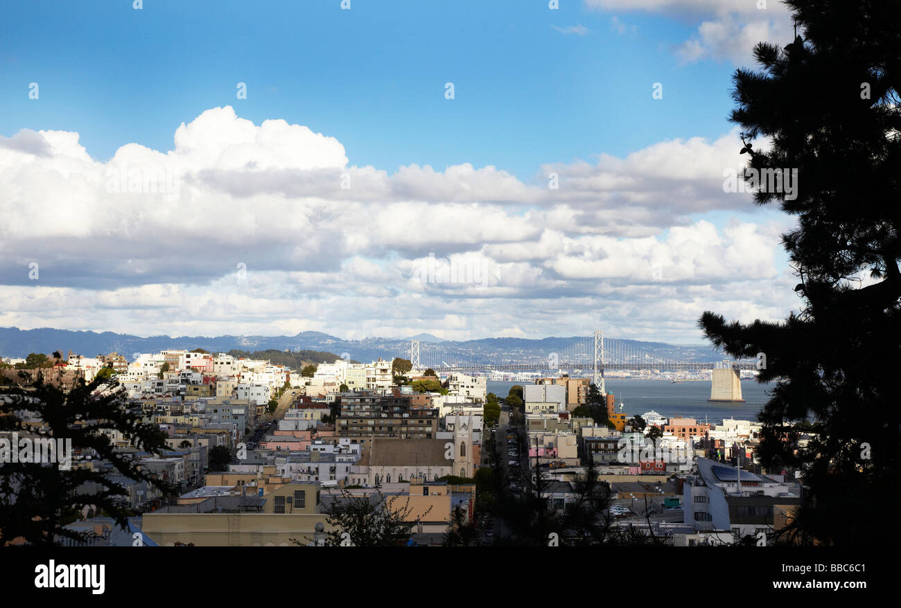 Antenna di scena della città con il ponte di San Francisco Foto Stock