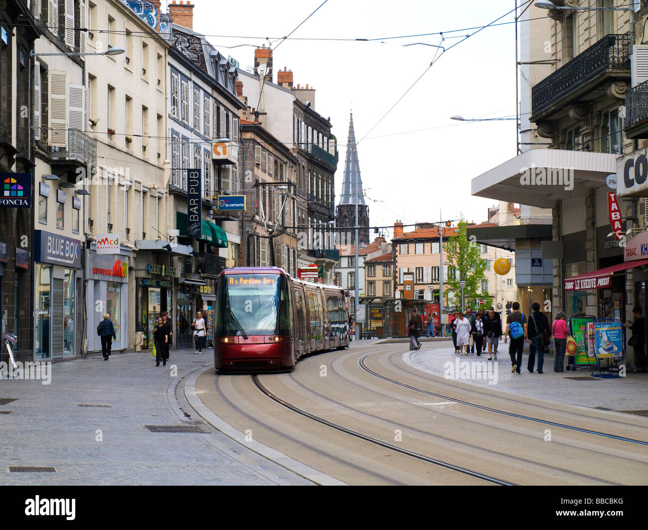 Il tram nella città di Clermont-Ferrand, Auvergne, Francia Foto Stock
