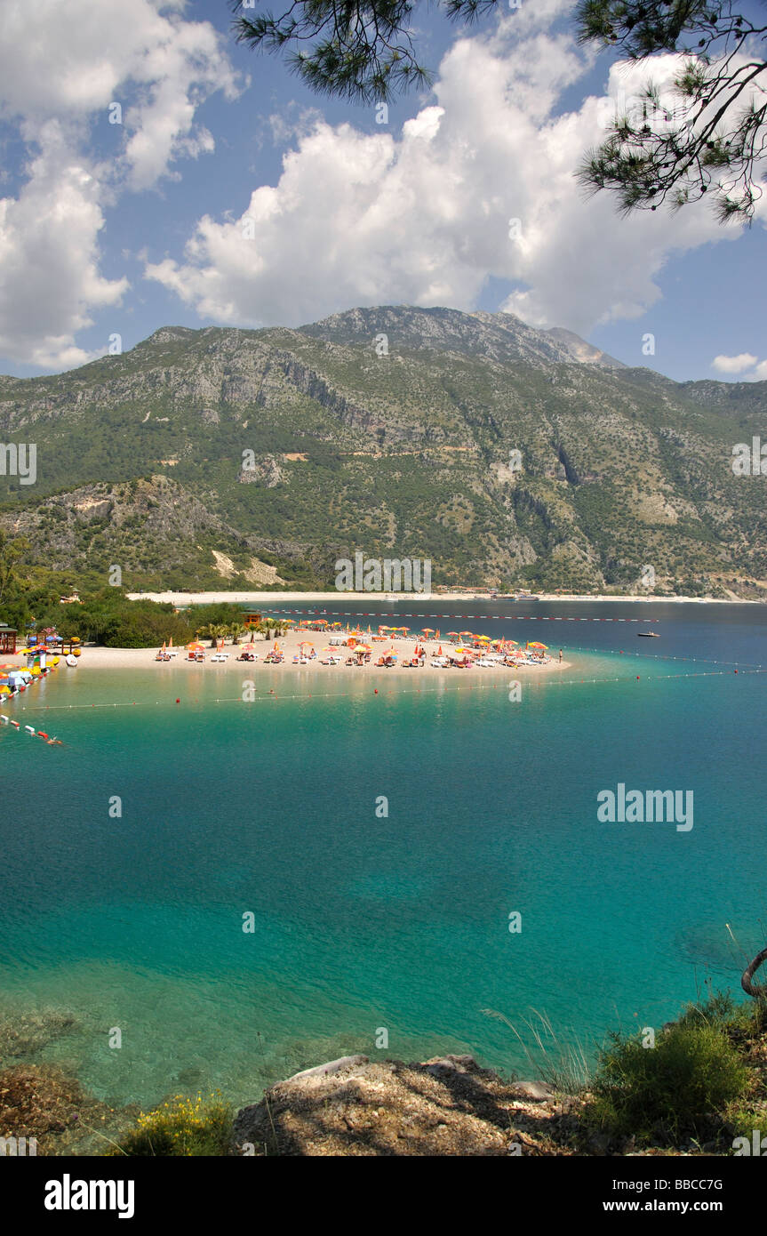 Blue Lagoon Beach, Oludeniz, provincia di Mugla, Repubblica di Türkiye Foto Stock
