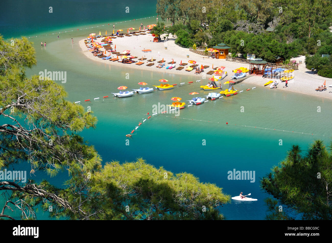 Blue Lagoon Beach, Oludeniz, provincia di Mugla, Repubblica di Türkiye Foto Stock