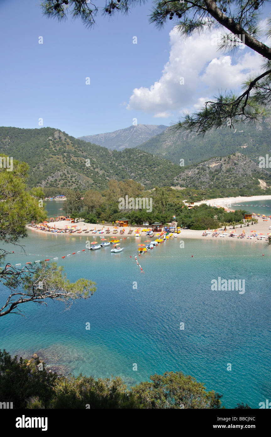 Blue Lagoon Beach, Oludeniz, provincia di Mugla, Repubblica di Türkiye Foto Stock