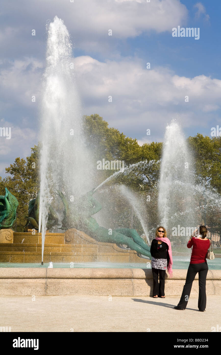 Logan Piazza Fontana Parkway Museum District Philadelphia Pennsylvania USA Foto Stock