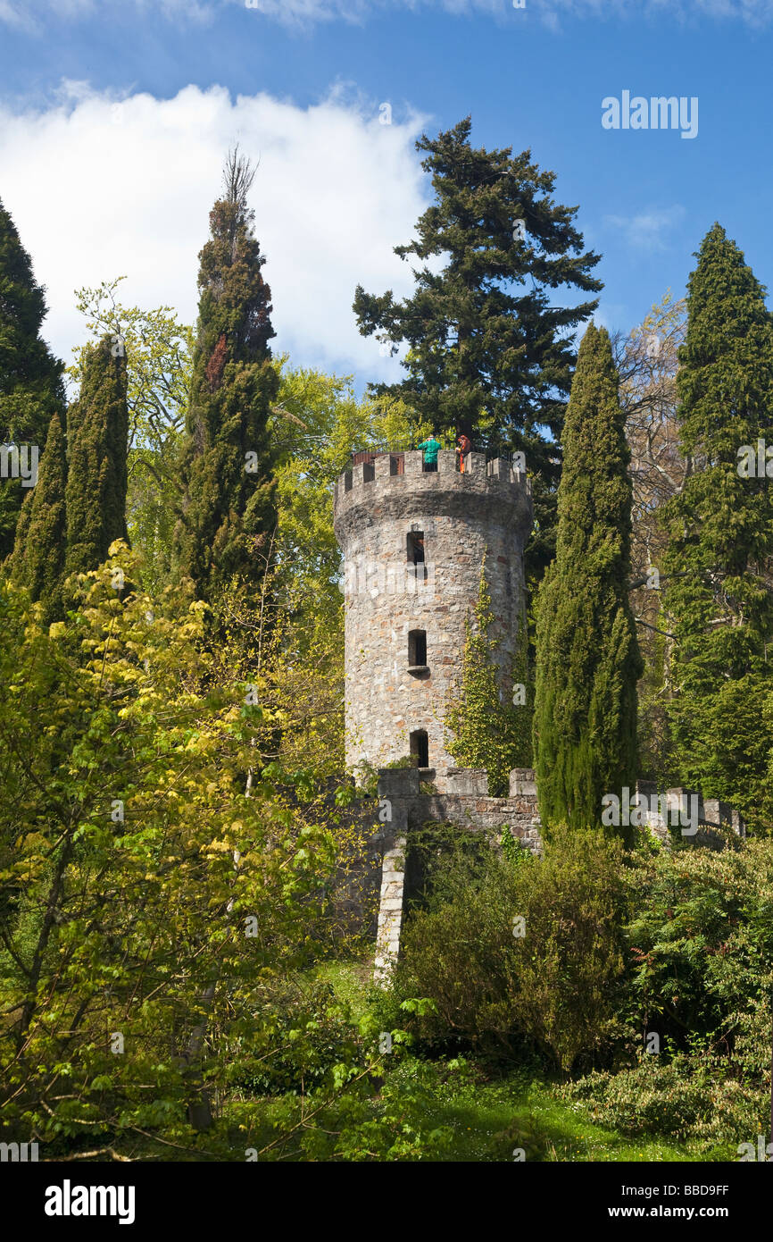 Torre Pepperpot al Powerscourt Gardens County Wicklow Irlanda Irlanda Repubblica Irlandese Foto Stock