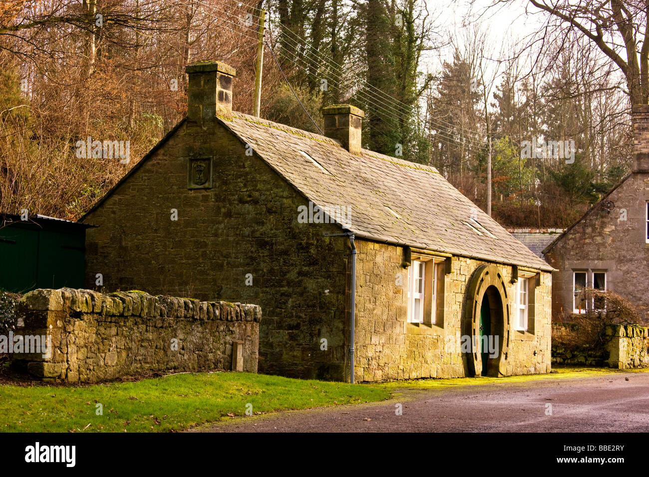 Il ferro di cavallo Forge cottage tradizionale; Northumberland, Inghilterra Foto Stock