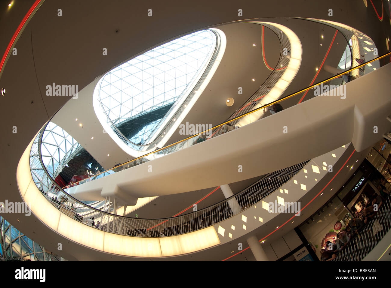 La nuova galleria dello shopping 'myZeil' a Francoforte, Germania Foto Stock