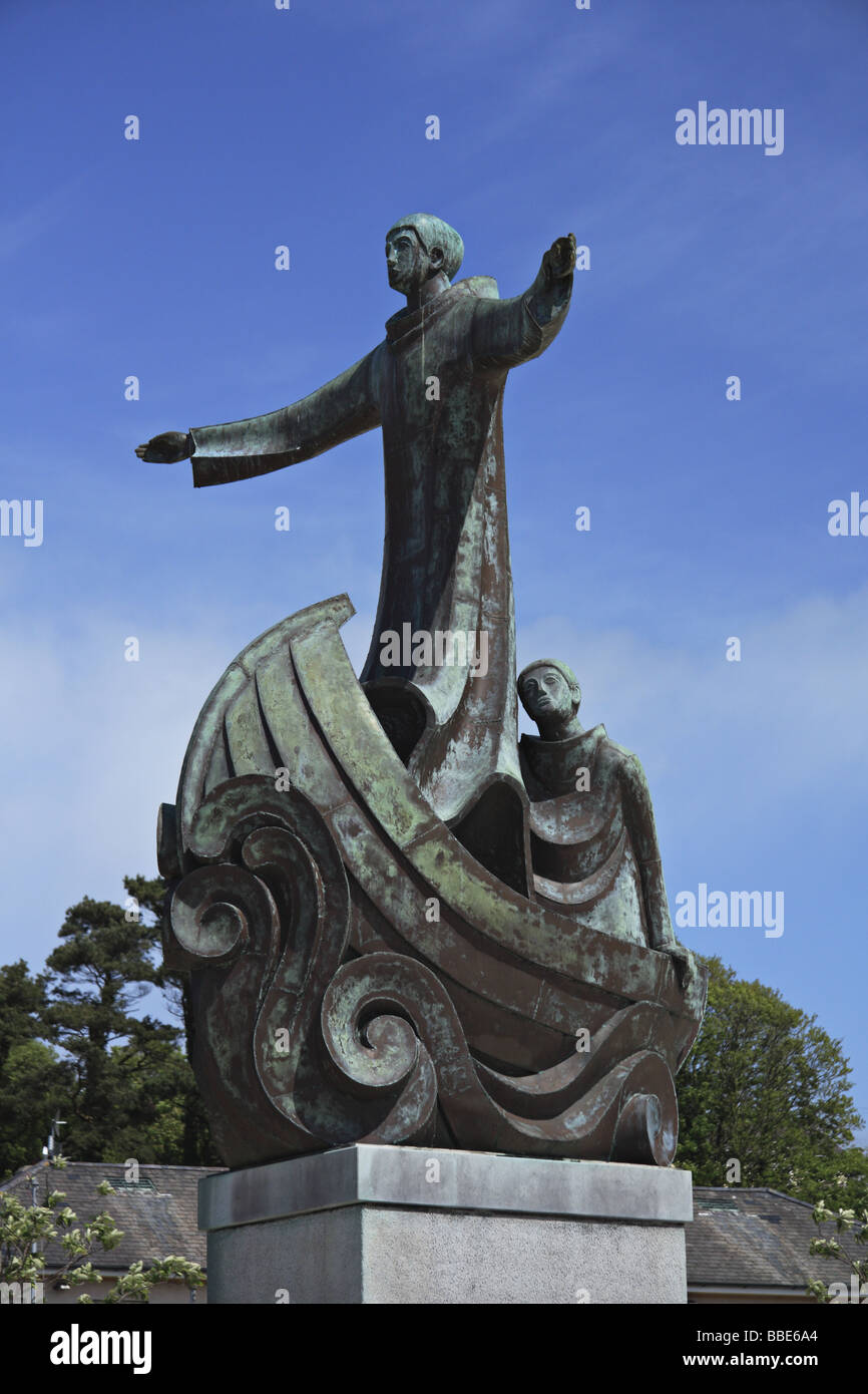 San Brendan statua che si trova nella città di Bantry West Cork in Irlanda. Foto Stock