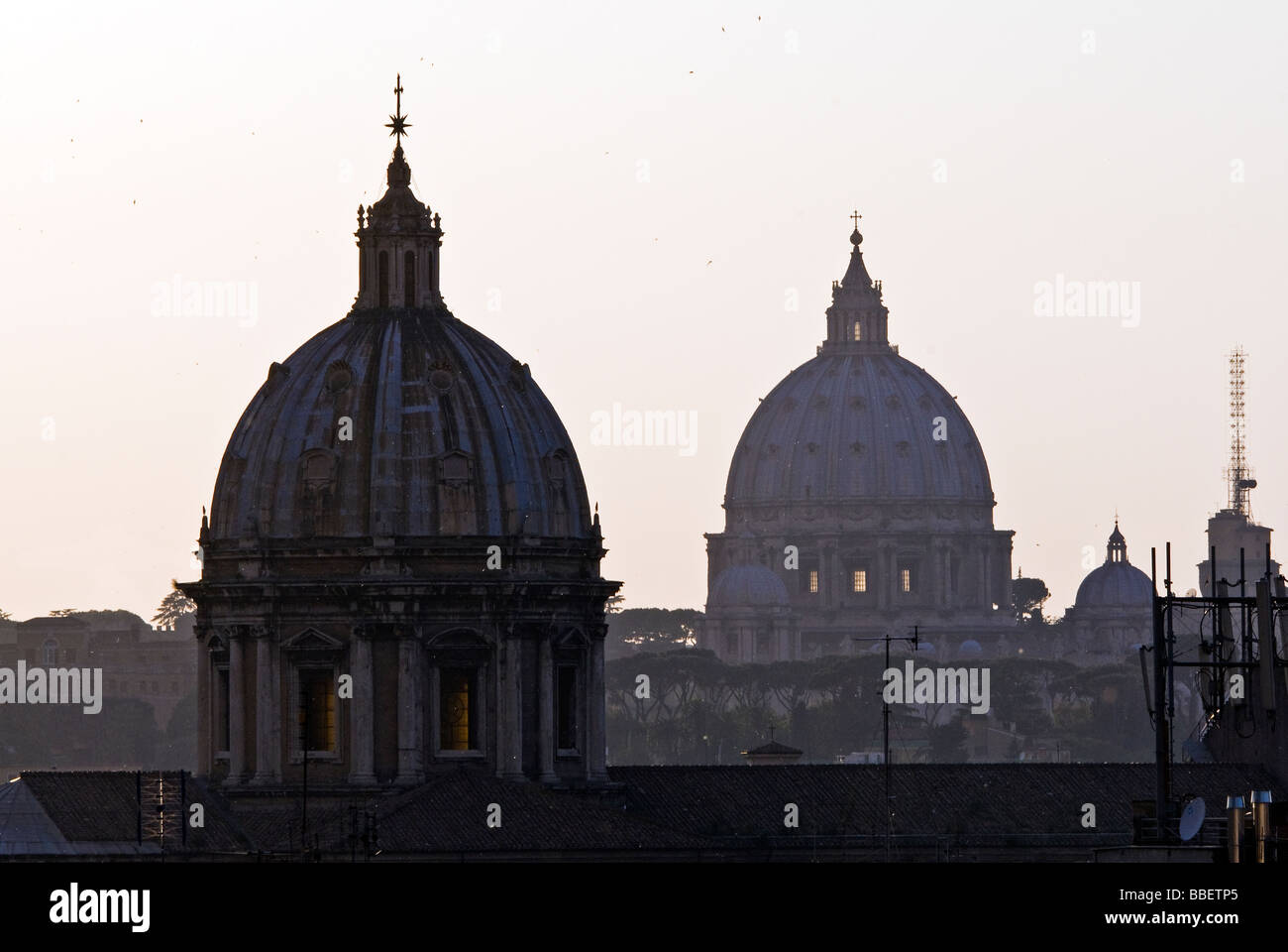 Le chiese di roma immagini e fotografie stock ad alta risoluzione Alamy
