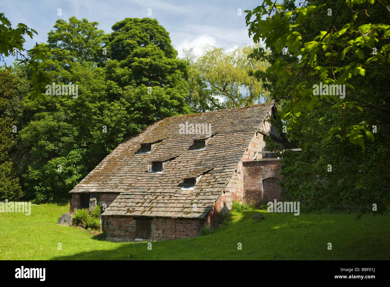 Regno Unito Inghilterra Cheshire Nether Alderley Mill Foto Stock