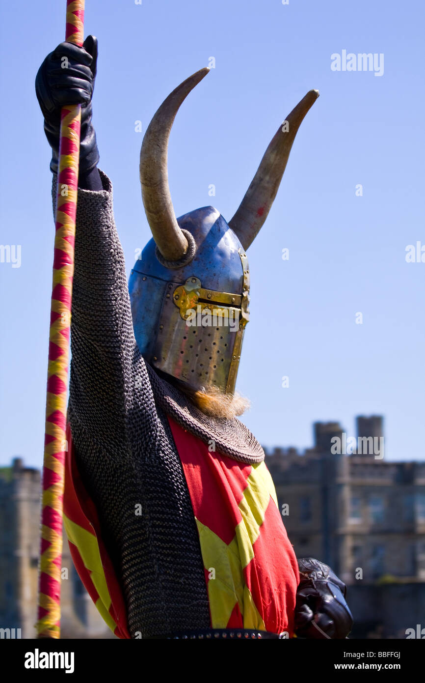 Knight Re-enactor al torneo di giostre Foto Stock