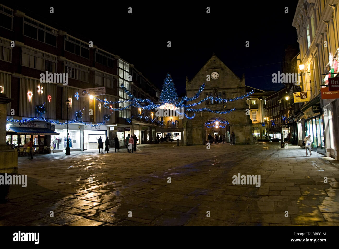 Viste di Shrewsbury e strade per lo shopping e i segni della piazza centrale Foto Stock