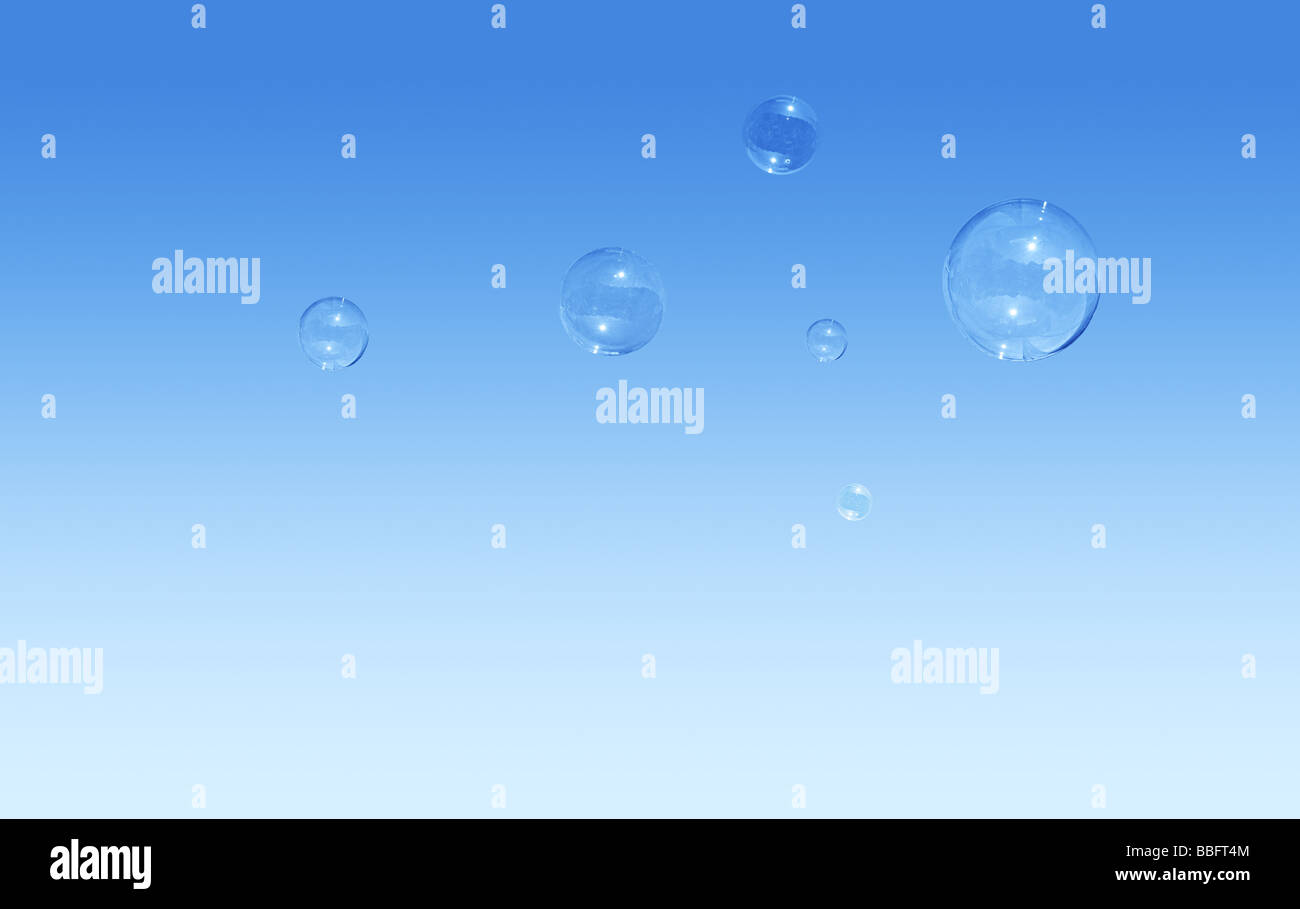 Bolle galleggianti nel cielo blu Foto Stock