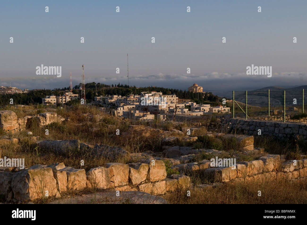 Vista di Kiryat Luza un villaggio samaritano sul Monte Gerizim Vicino alla città palestinese di Nablus in Cisgiordania Territori palestinesi Israele Foto Stock