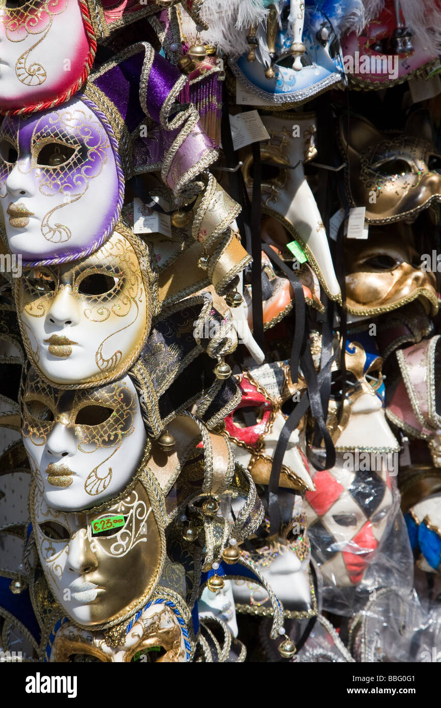 Maschere veneziane su una fase di stallo Foto Stock