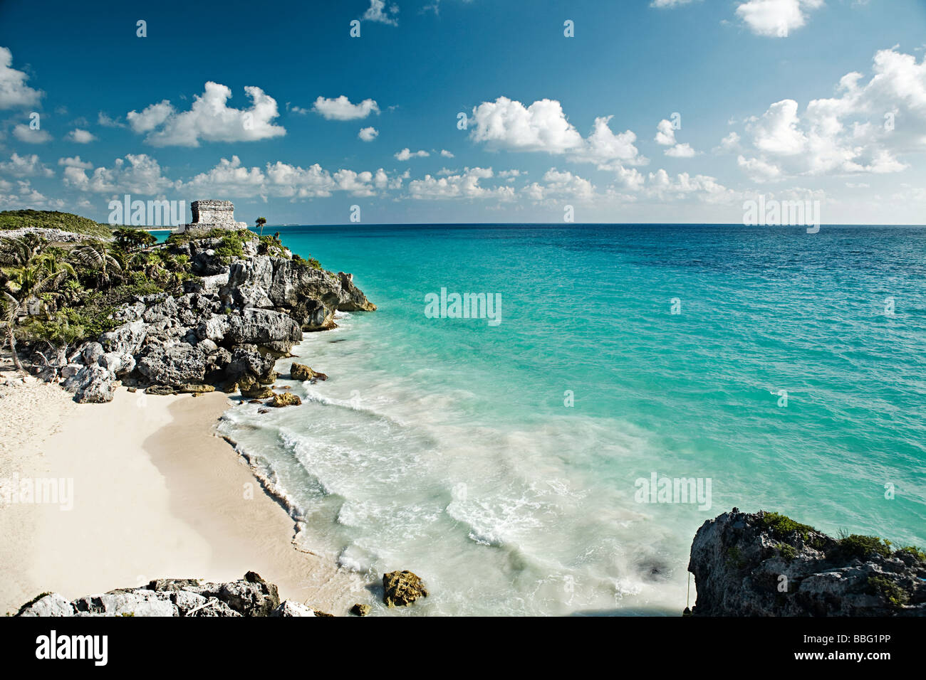 Rovine maya e l'oceano in Yucatan Foto Stock