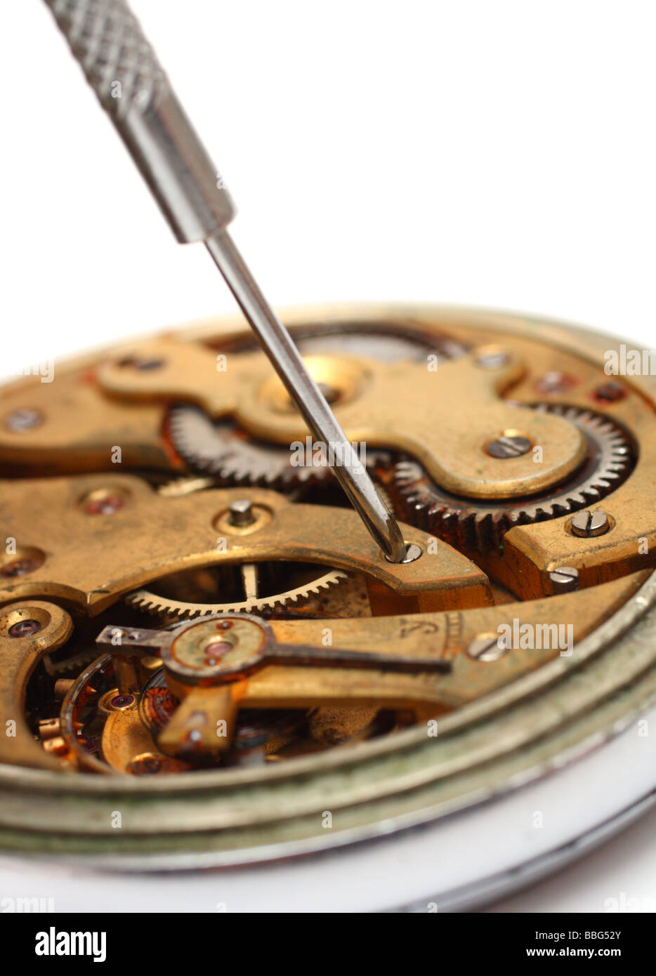 Vecchio orologio riparazione close up su sfondo bianco Foto Stock