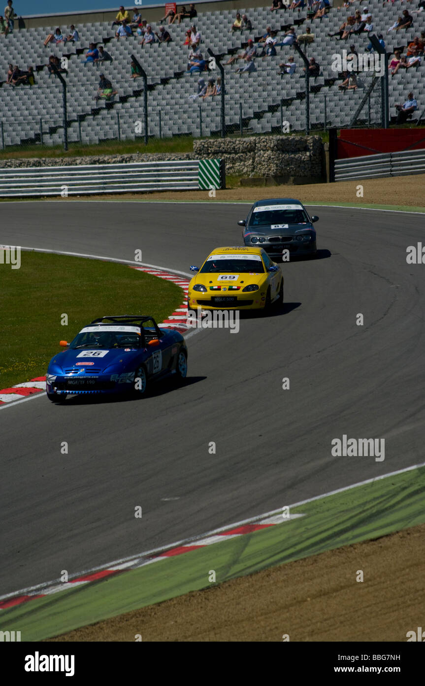 Un blu MG TF 190 condotta da Andrew Bradford Foto Stock