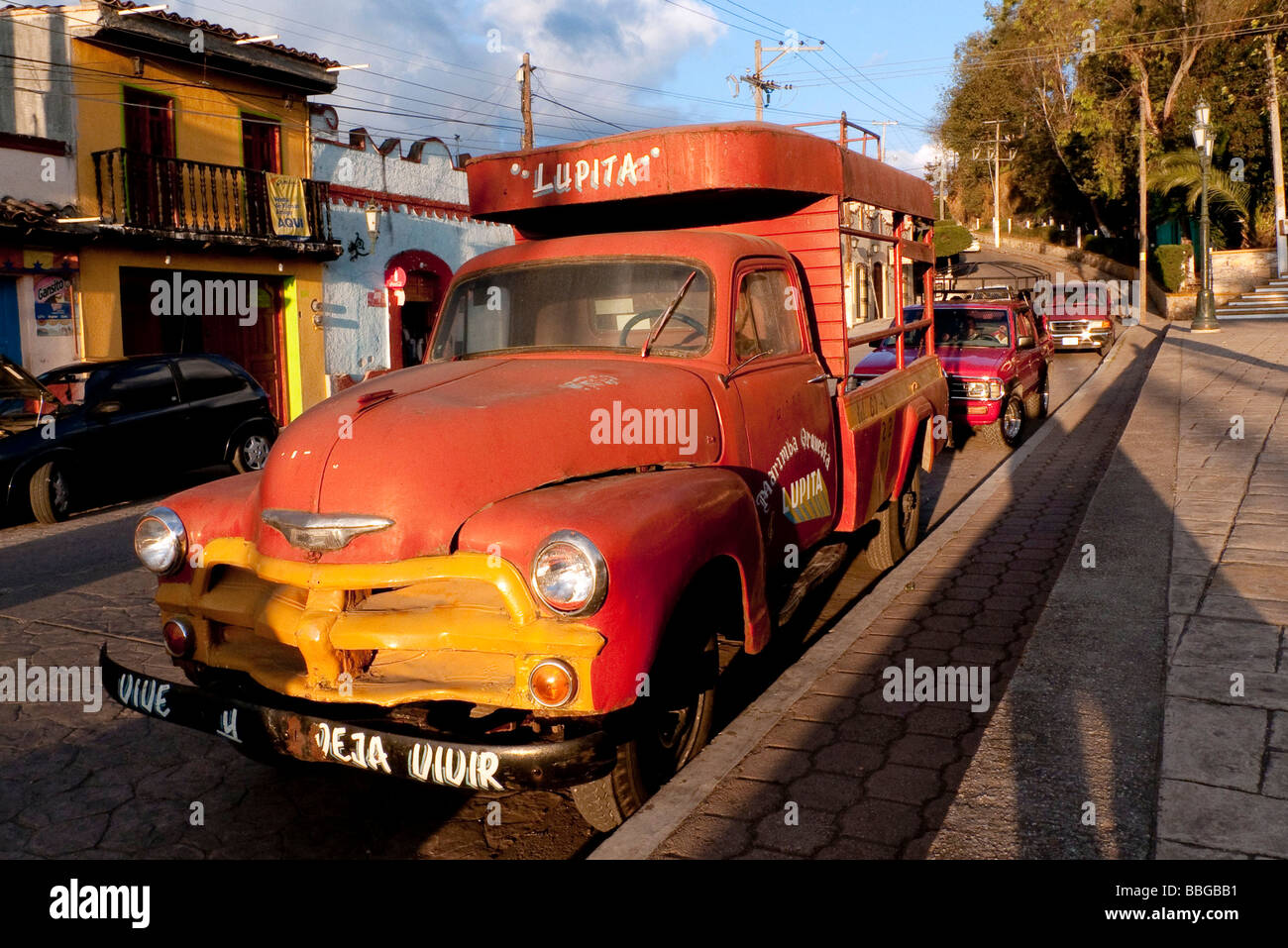 Vintage Chevrolet in San Cristobal de las Casas, Chiapas, Messico, America Centrale Foto Stock