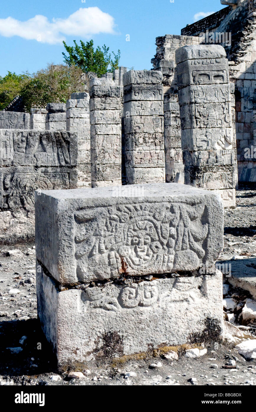 Il gruppo di un migliaio di colonne, in Chichen Itza, Yucatan, Messico, America Centrale Foto Stock