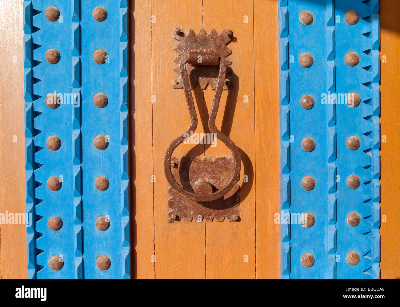Oriental, tipica marocchina porta in legno, Souss-Massa-Drâa, Marocco, Africa Foto Stock