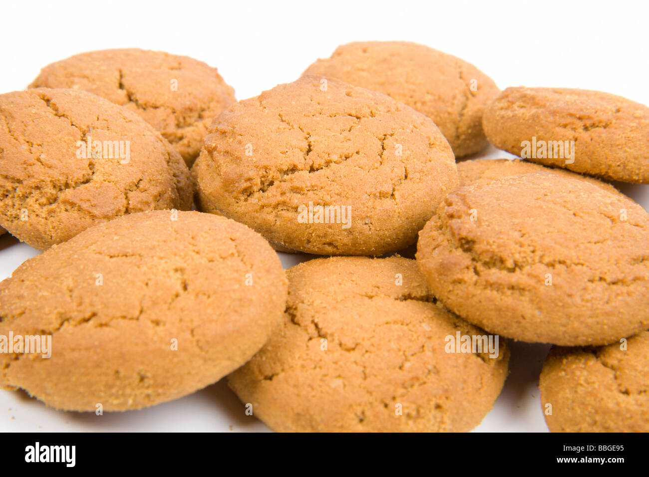 Farina di avena cookies isolato su bianco Foto Stock