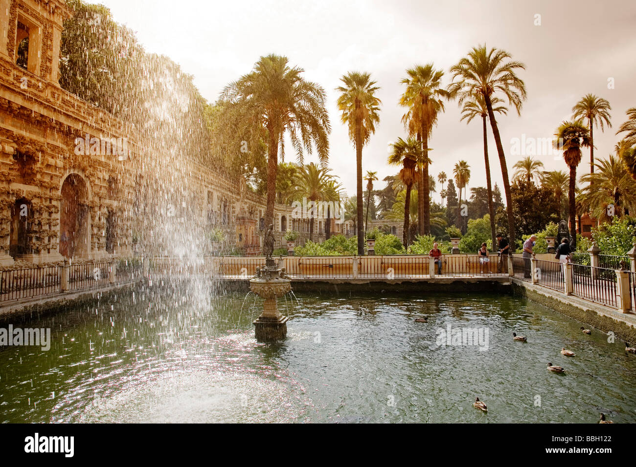 Fuente de Neptuno Reales Alcázares Sevilla Andalucía España Neptuno Fontana a Los Reales Alcazares Siviglia Andalusia Spagna Foto Stock