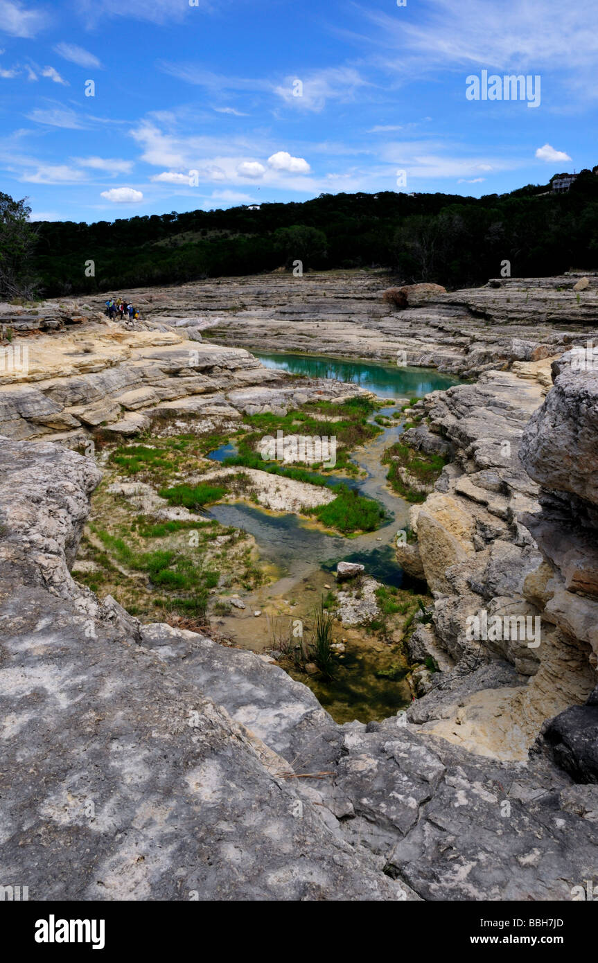 Canali di erosione in calcare del Texas Hill Country, STATI UNITI D'AMERICA. Foto Stock