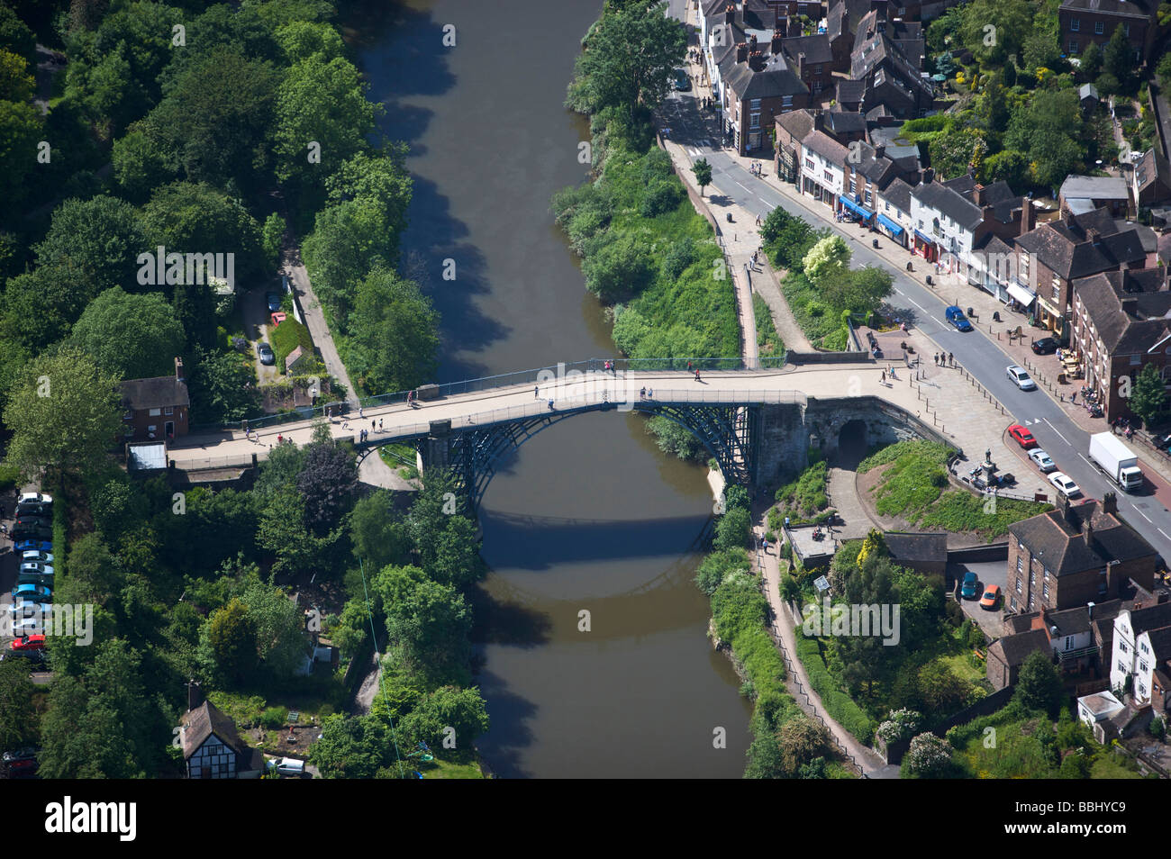 Vista aerea del ponte di ferro home della rivoluzione industriale Foto Stock