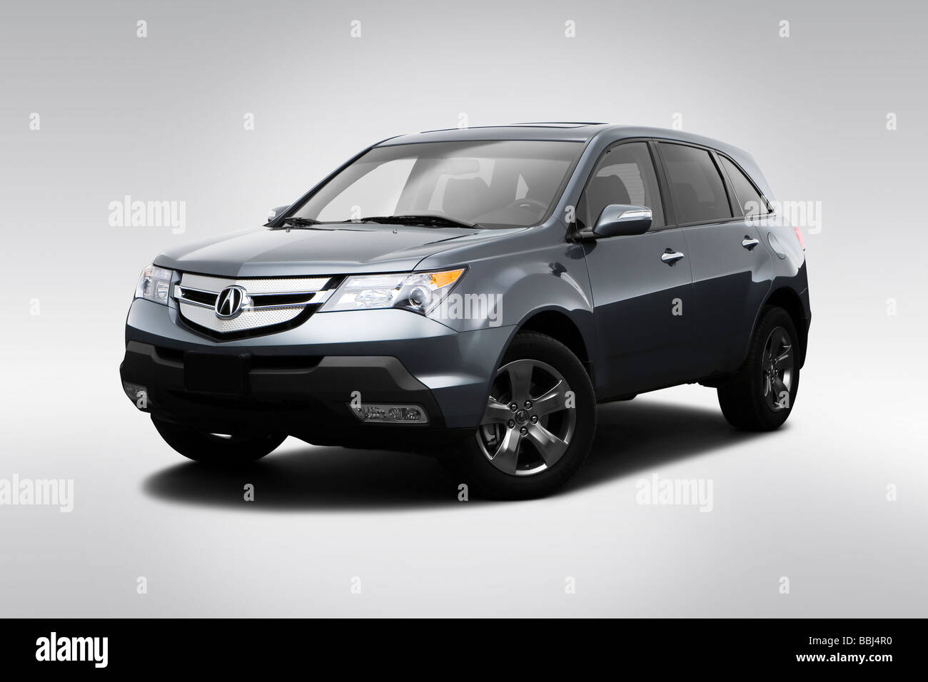 2009 Acura MDX Sport Entertainment in grigio - Vista anteriore angolare Foto Stock