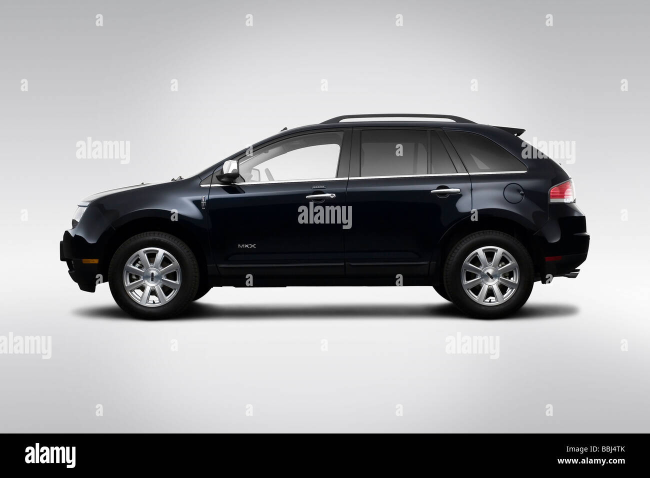 2009 Lincoln MKX in blu - Driver Profilo laterale Foto Stock