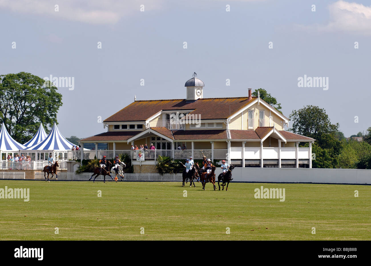 Polo Ground e clubhouse, RLS Polo Club, Warwickshire, Regno Unito Foto  stock - Alamy