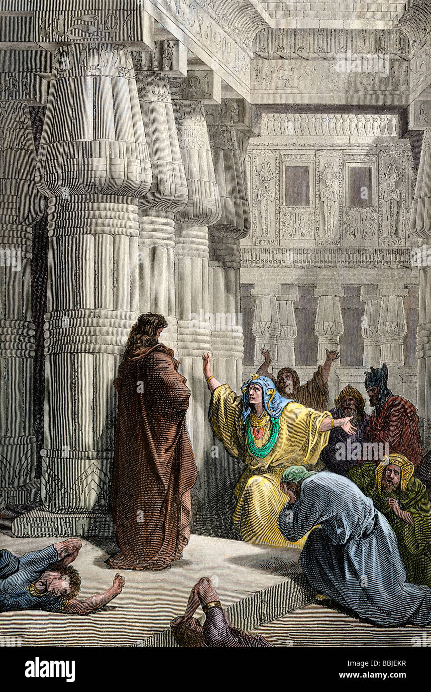 Mosè dato il permesso di condurre il popolo ebraico fuori dall'Egitto. Colorate a mano la xilografia di Gustave Dore illustrazione Foto Stock